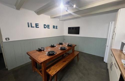 La Flotte House | Le Phare des Baleines