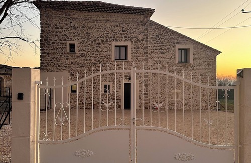 Bonlieu-sur-Roubion House | Le Pigeonnier