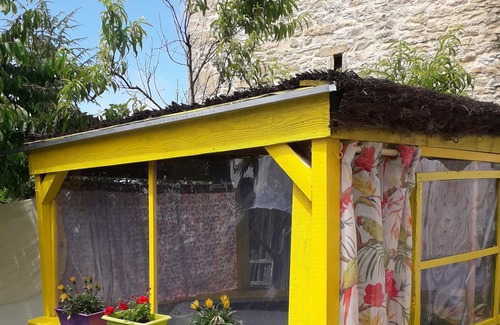 Puyjourdes Cottage | LE POULAILLER 46 THE HEN HUT cottage 0688105734