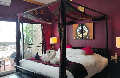 South Pattaya Hotel | Le Prive Resort