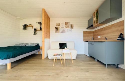 Ludon-Medoc Apartment | Le Refuge de Guilmä