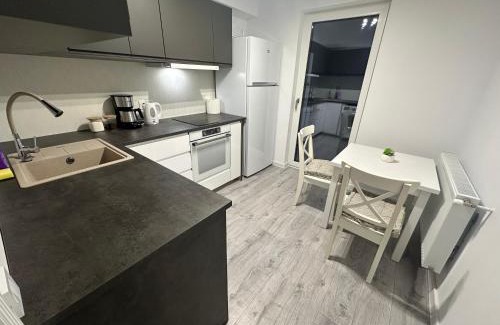 Iasi Apartment | Le Regard - tres chic stay