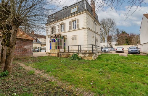 Saint-Vrain Apartment | Le Saint-Caprais - Studio à 30min d'Orly