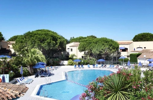 Cap d'Agde Apartment | Le Saint Loup with swimming pool et parking