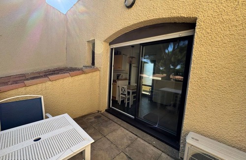 Cap d'Agde Apartment | Le Saint Loup with swimming pool et parking