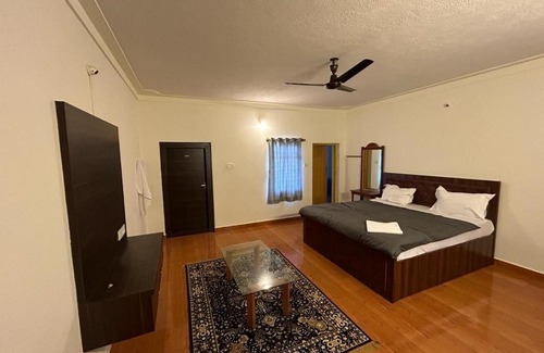 Yelagiri Resort | Le Selena Yelagiri