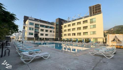 Batroun Resort | Le Six Hotel And Resort