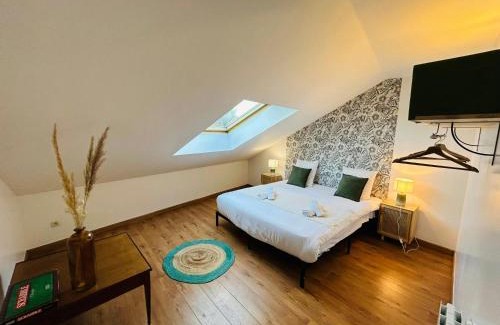 Laon Sud Apartment | Le Spacieux Couturier - Calme - Gare centre