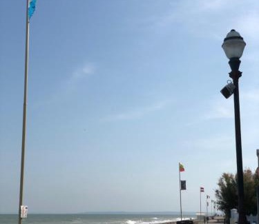 Saint-Regnobert-de-la-Cote-de-Nacre Apartment | Le Spot, charmant studio à 200m de la mer