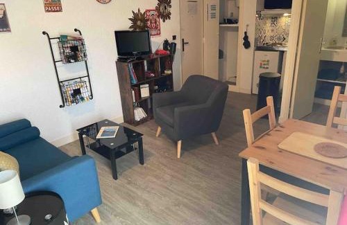 Dol-de-Bretagne Apartment | Le studio dolois