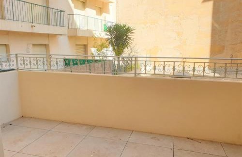 Gambetta Apartment | Le studio terrasse proche mer 104