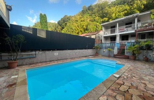 Saint-Pierre Apartment | Le Tournesol - Résidence la ROXELLE