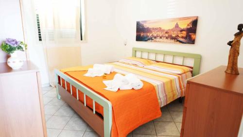 Marina di Modica House | Le tre gorgoni