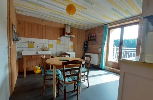 Auzon Communaute Cottage | Le Vallon d'Armandine: small country nest (2-5 people)