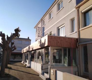 Les Sables d'Olonne Hotel | Le vent des globes