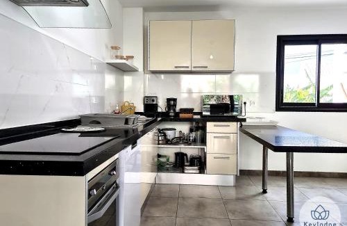 Saint-Denis Apartment | Le Waikiki - 69m2 - Saint-Denis