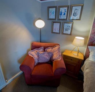 Lea Bed & Breakfast | Lea House Bed and Breakfast