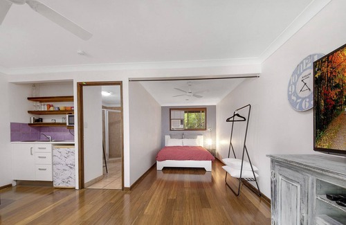 Barlows Hill House | Leafy oasis with granny flat