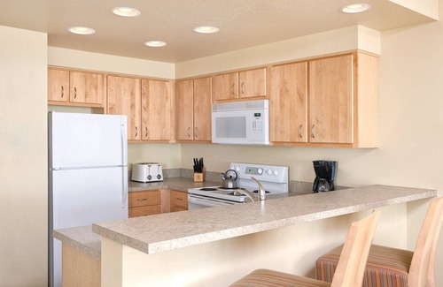 Seaside Gilbert District Resort | Leave your worries at the door!