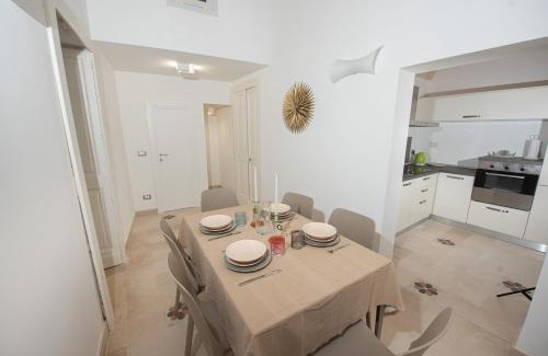 Lecce Historic Center Apartment | Lecce Santa Chiara Terrace piano rialzato