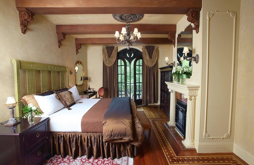 Sonoma Hotel | Ledson Hotel