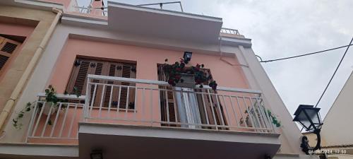Aegina Town Apartment | Lefterakis place