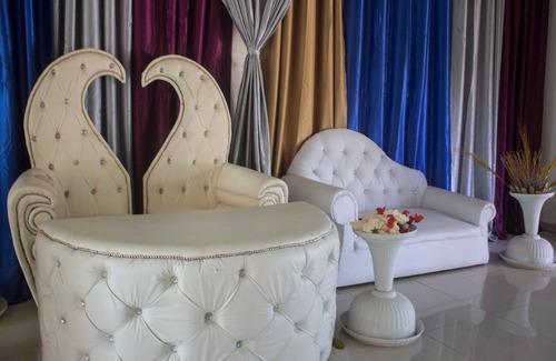 Lusaka Hotel | Leget Lodges & Gardens