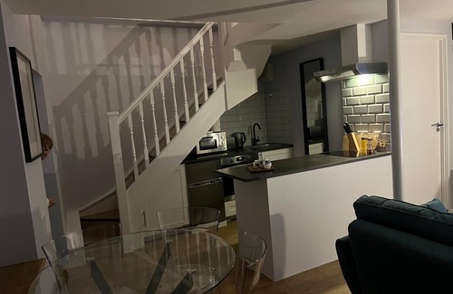 Soho Apartment | Leicester Square 1st Floor Studio