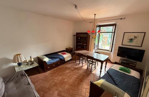 Castell'Arquato Apartment | Leila's House Fontane Del Duca