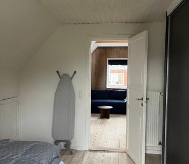 Herning Apartment | Lejlighed med højt til loftet