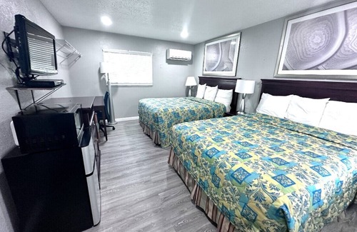 Englewood Hotel | Lemon Bay Motel