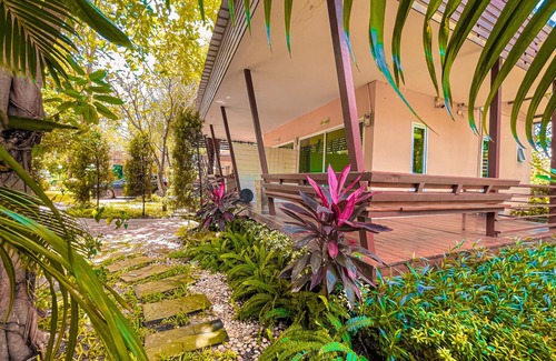 Song Phi Nong Hotel | Lemon Chalet Kaeng Krachan Resort