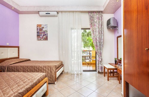 Pefkochori House | Lemon Garden Villa