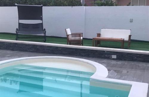 Trapani Villa | Lemon Gold