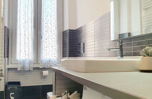 Ciampino House | Lemon Sunshine Apartment