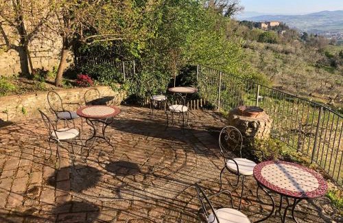 Todi House | Lemon Tree Boutique Guest House