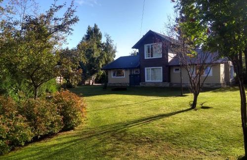 San Carlos de Bariloche Ski Chalet | Lemuhue Cabaña
