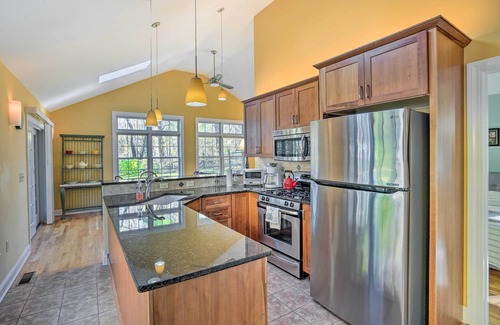 Lenox House | Lenox House w/Screened Patio & Mountain View