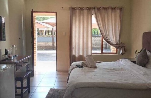 Ekurhuleni Bed & Breakfast | Lens