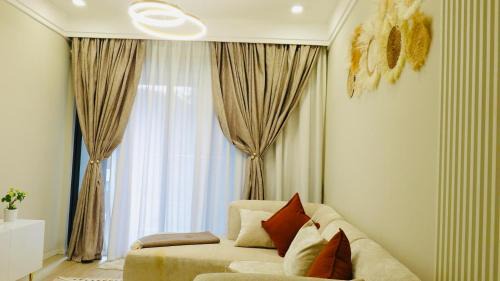 Thompson Estate Apartment | Leohomestoday