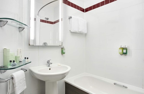 The Docks Hotel | Leonardo Hotel Liverpool