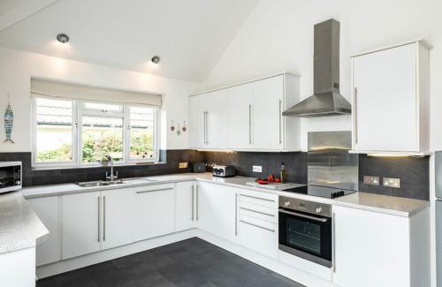 Rock House | Lerryn