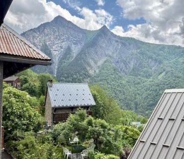 Mont-de-Lans Ski Chalet | Les Écrins d'or - Maison Les Deux Alpes