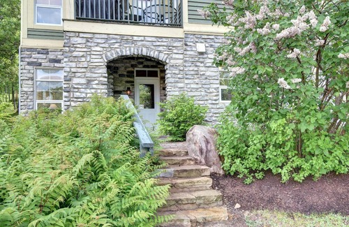 Mont-Tremblant Condo | Les Eaux 227-1 by Escapades Tremblant