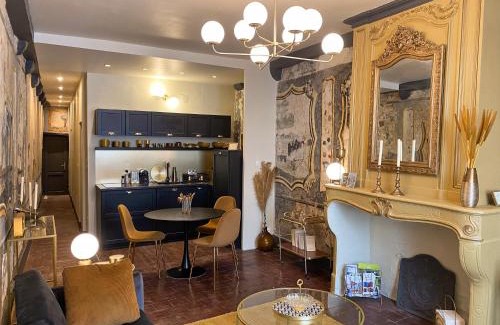 Tournus Apartment | Les Fresques de Camille
