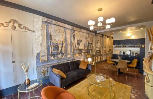 Tournus Apartment | Les Fresques de Camille