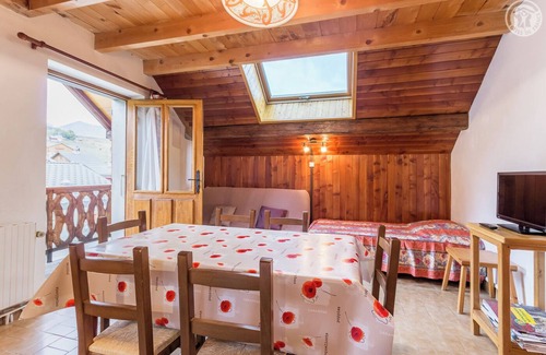 Albiez-le-Vieux House | LES GENTIANES - ALBIEZ MONTROND