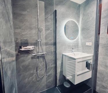 Passy Apartment | Les hirondelles