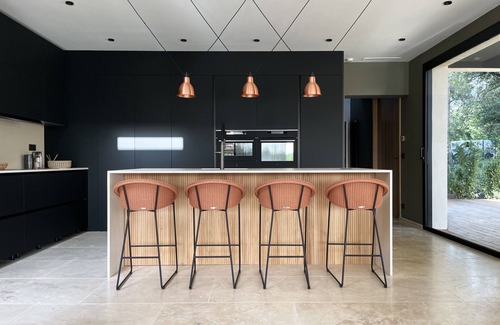 Pujaut Villa | Les Loges en Provence - Villa Contemporelle