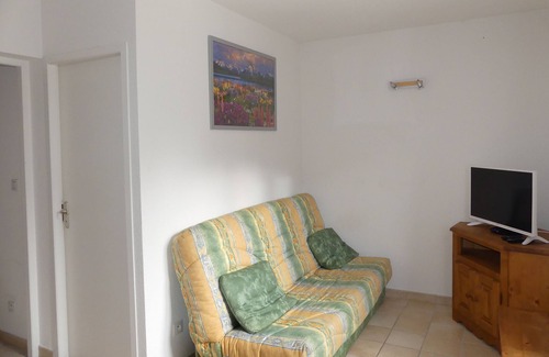 Le Bourg-d'Oisans Apartment | Les Lys Orangés - ideal location for cyclists 4km from the village of Oansans